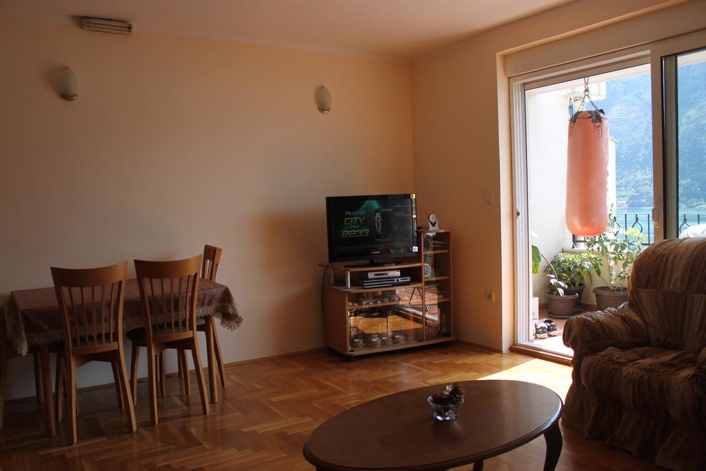 Apartments Djuricic Kotor Habitación foto